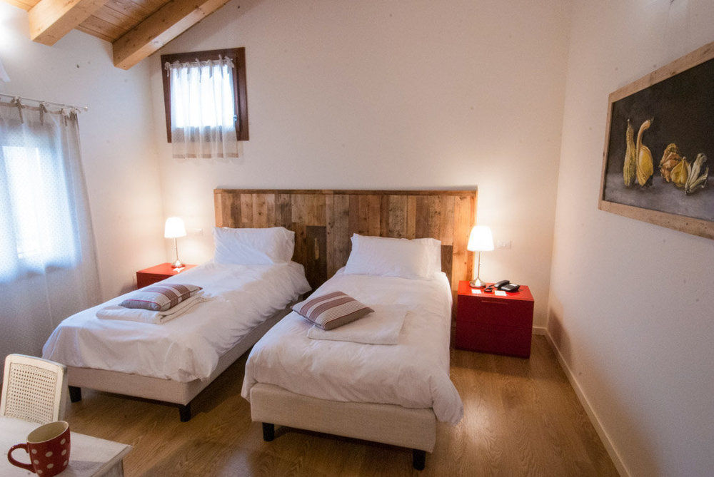 チェッジャ Casa Dei Raccontiゲストハウス エクステリア 写真